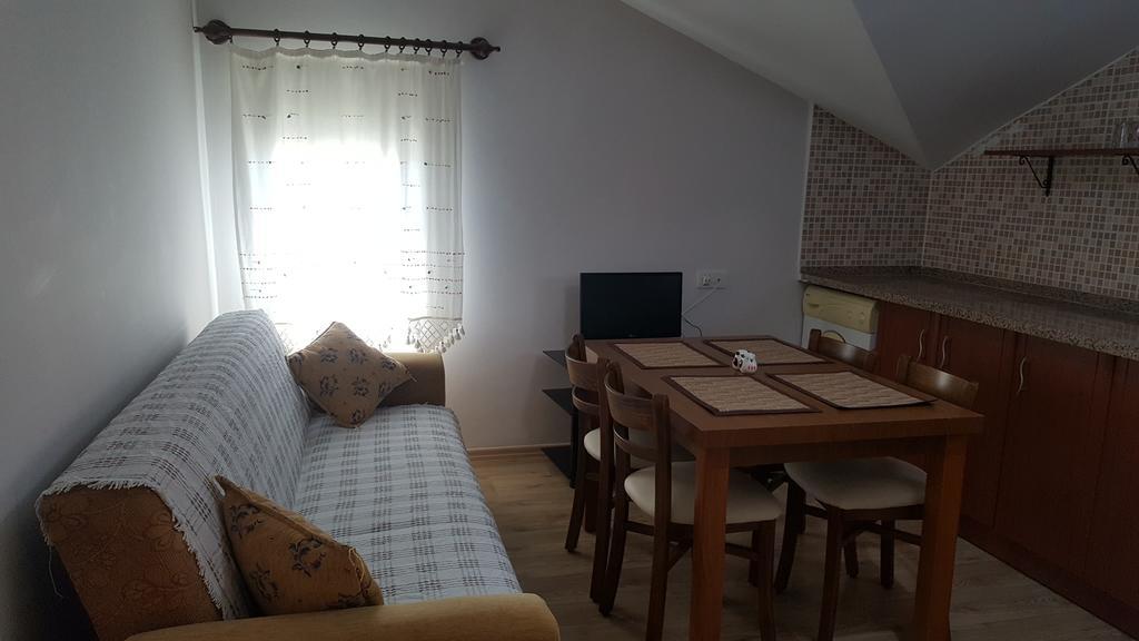 פאטהיה Burak Apart Hotel מראה חיצוני תמונה